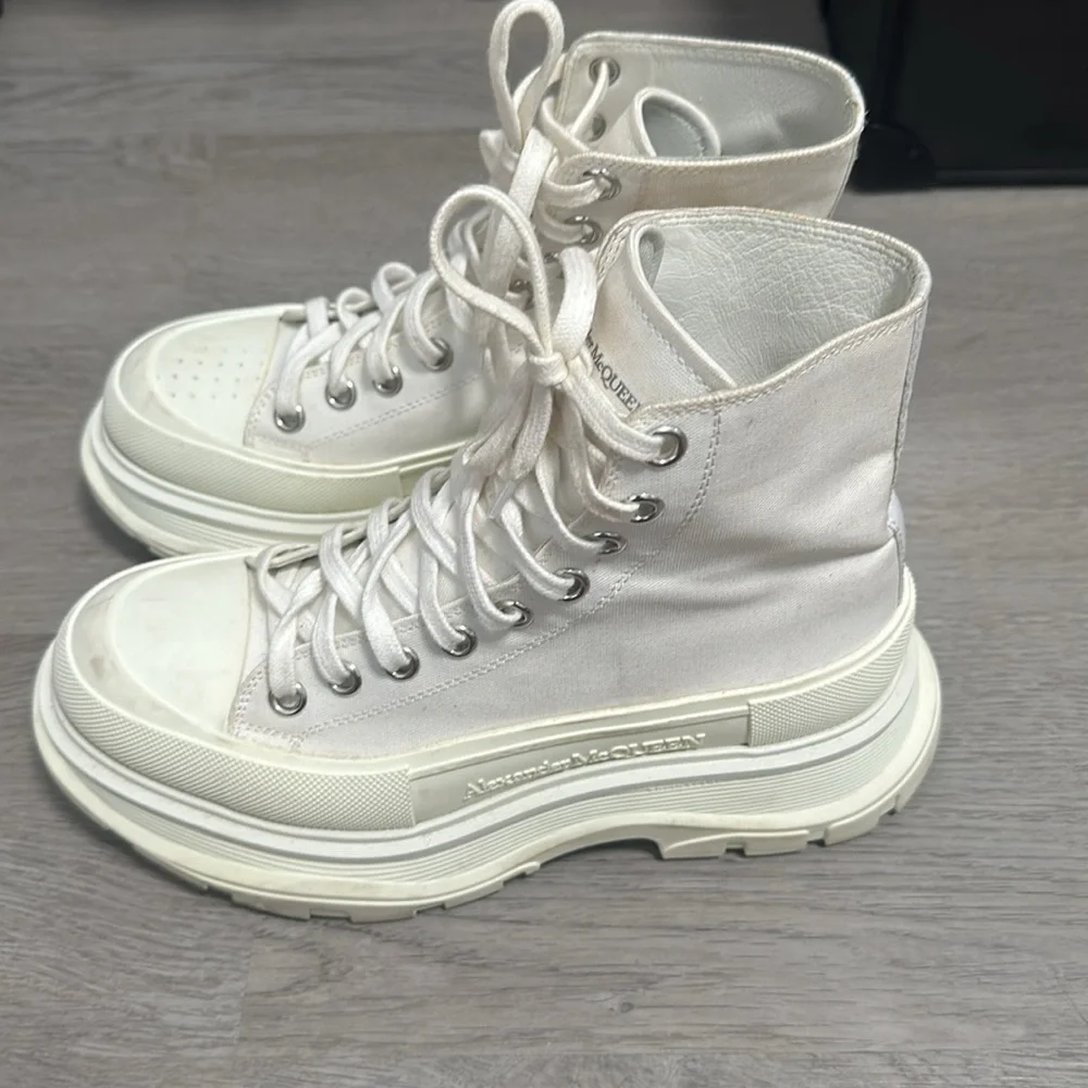 Alexander McQueen Tread Slick High Top Sneaker - Picture 3 of 7